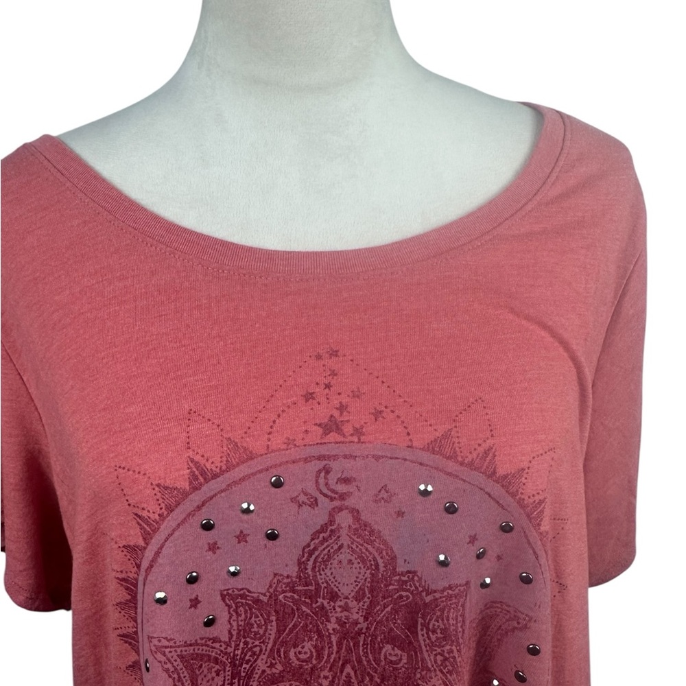 Lucky Brand salmon pink colored short sleeve top with silver studs size XL - Picture 3 of 9